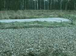 \includegraphics[width=5.3cm]{psfiles/Meerdaal_fields.ps}